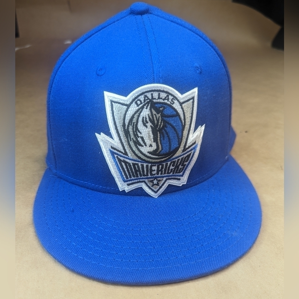 Dallas Mavericks Men's Embroidered Shield Flatbill Blue Trucker Otto Flex Cap. S